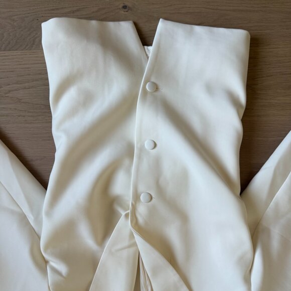 Meshki - Ivory Blazer SIZE L - Picture 5 of 5